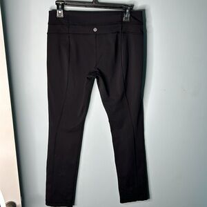 Lululemon leggings size 8 black